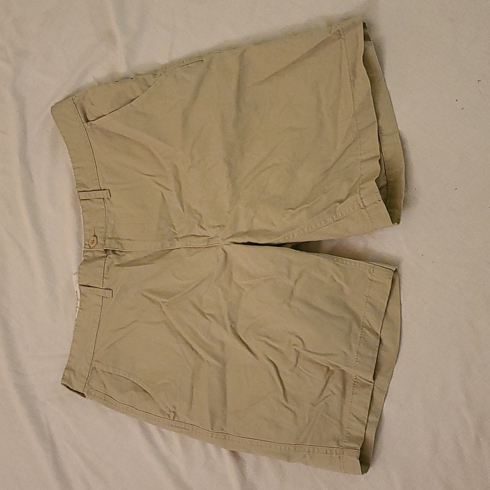CITY STREETS Men's Khaki Cotton Size 40" Waist Shorts‎